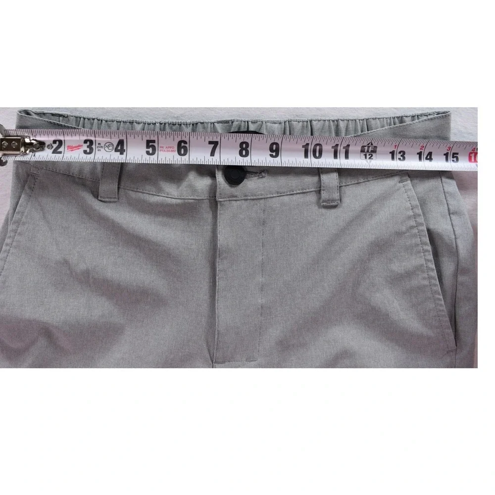 Banana Republic Core Temp Mens Gray Stretch Elastic Waist Shorts Size 30